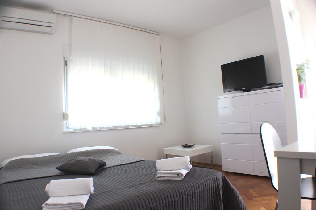 Apartments Robert Kaštela Habitación foto