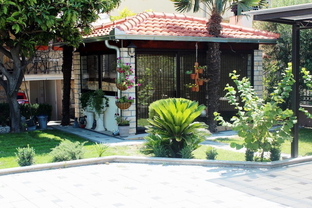 Apartments Robert Kaštela Exterior foto
